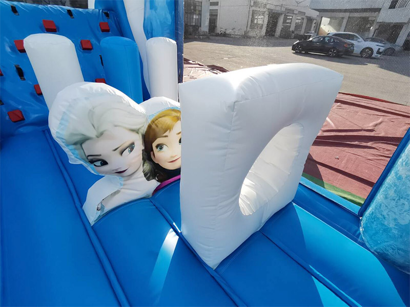 inflatable jumping castle