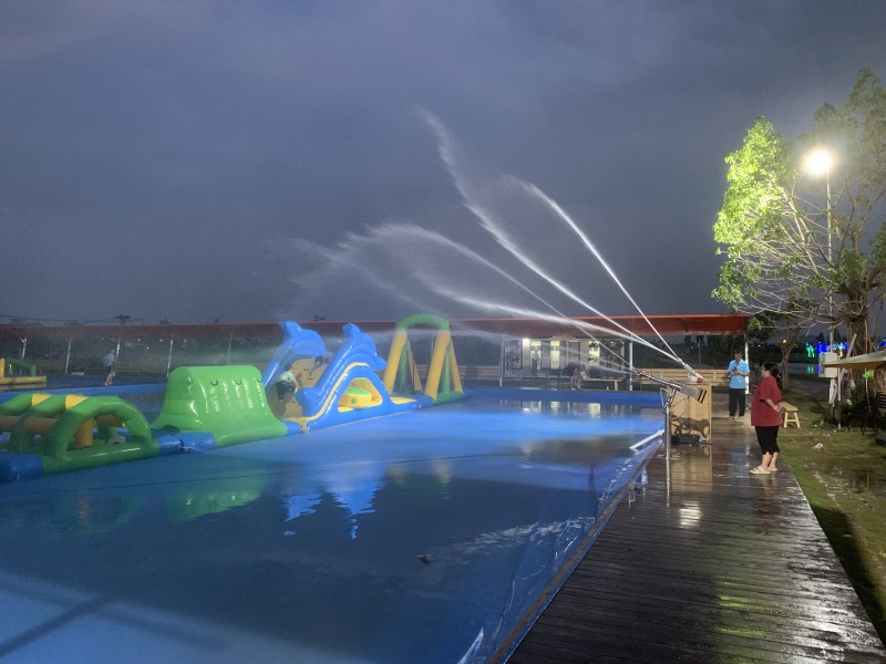 Outdoor happy commercial inflatable water park