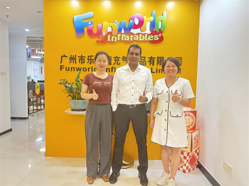 Sri Lankan customers visited us to build commercial inflatable water slide bounce house cooperation