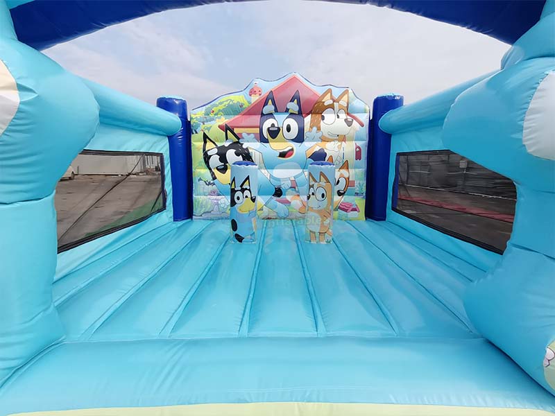 outdoor inflatable bounce house