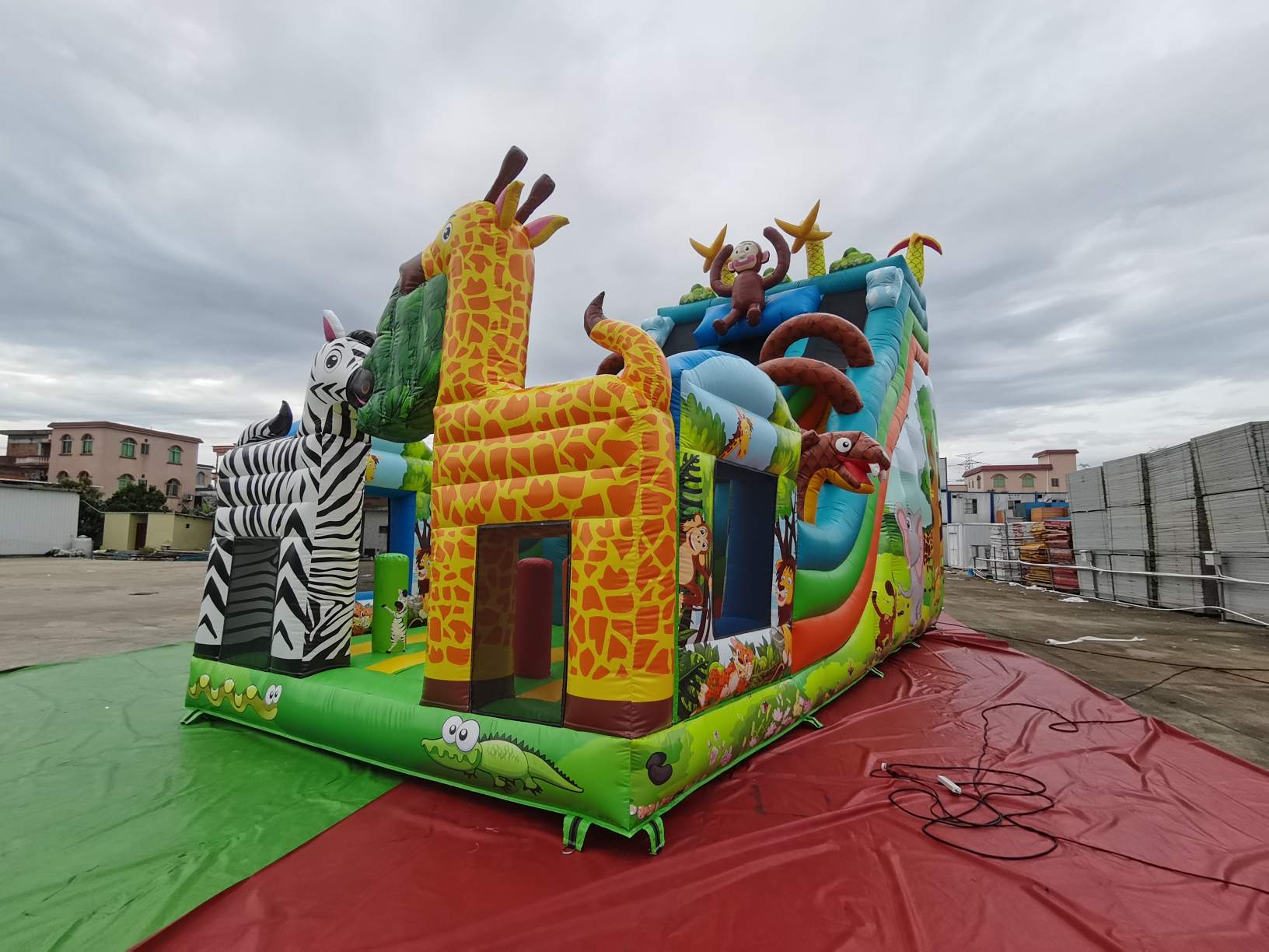 Inflatable safari slide: A high-revenue commercial jungle attraction